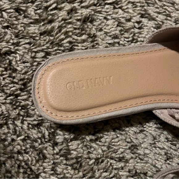 Faux-Suede Pointy-Toe Mule Flats, Size 9 - Picture 4 of 7